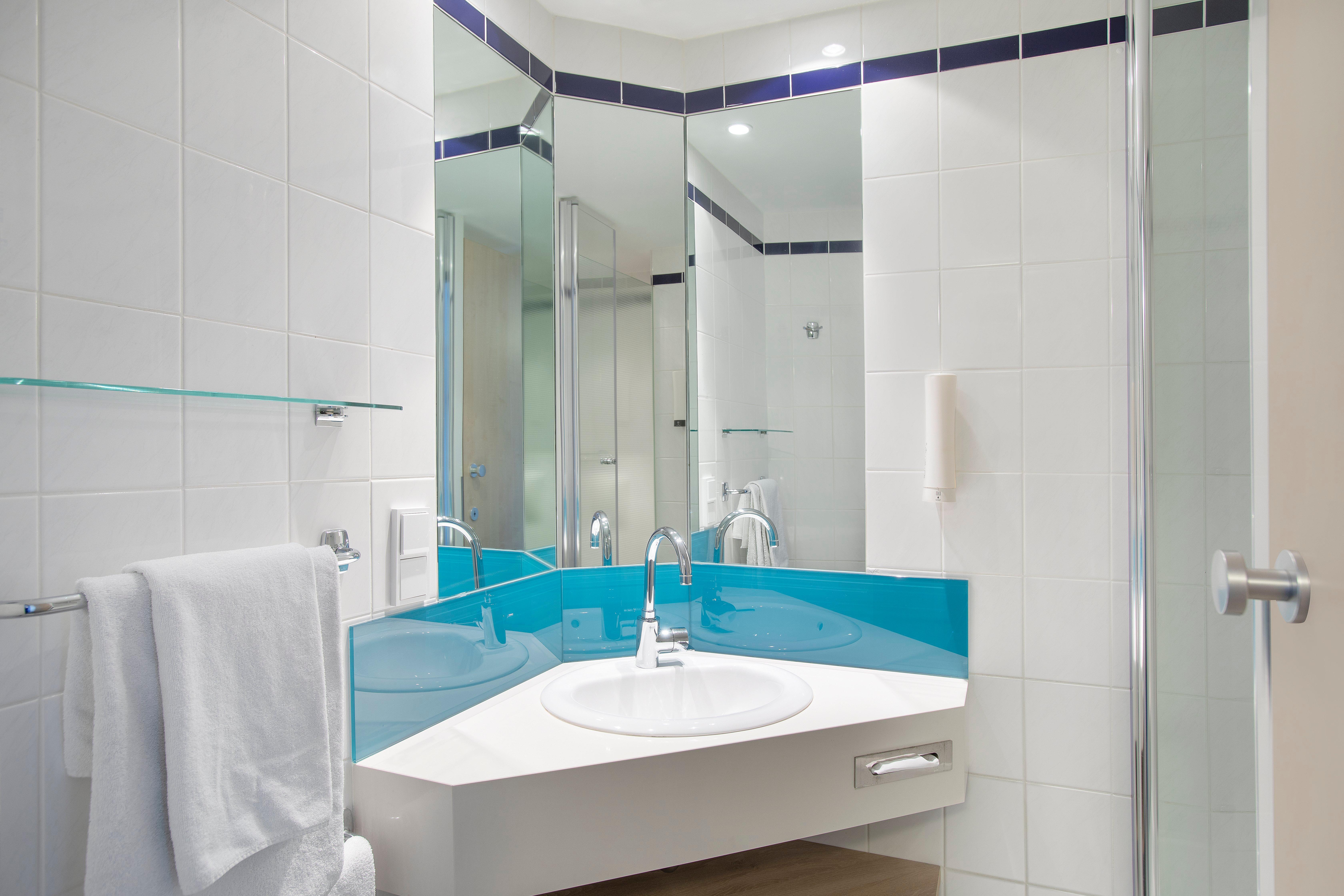 Express Frankfurt Messe By Ihg Hotel 3*