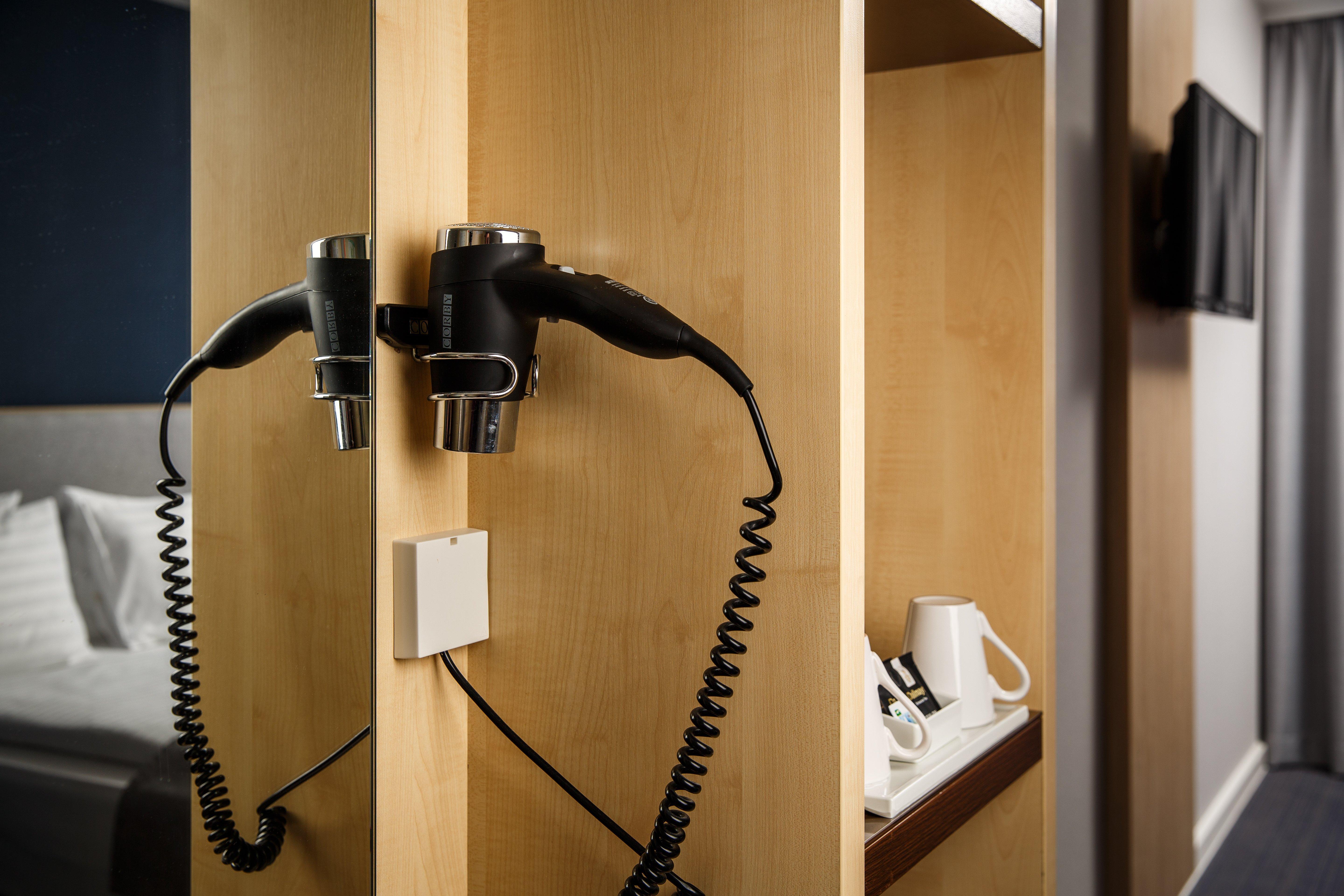 Hotel Express Frankfurt Messe By Ihg 3*