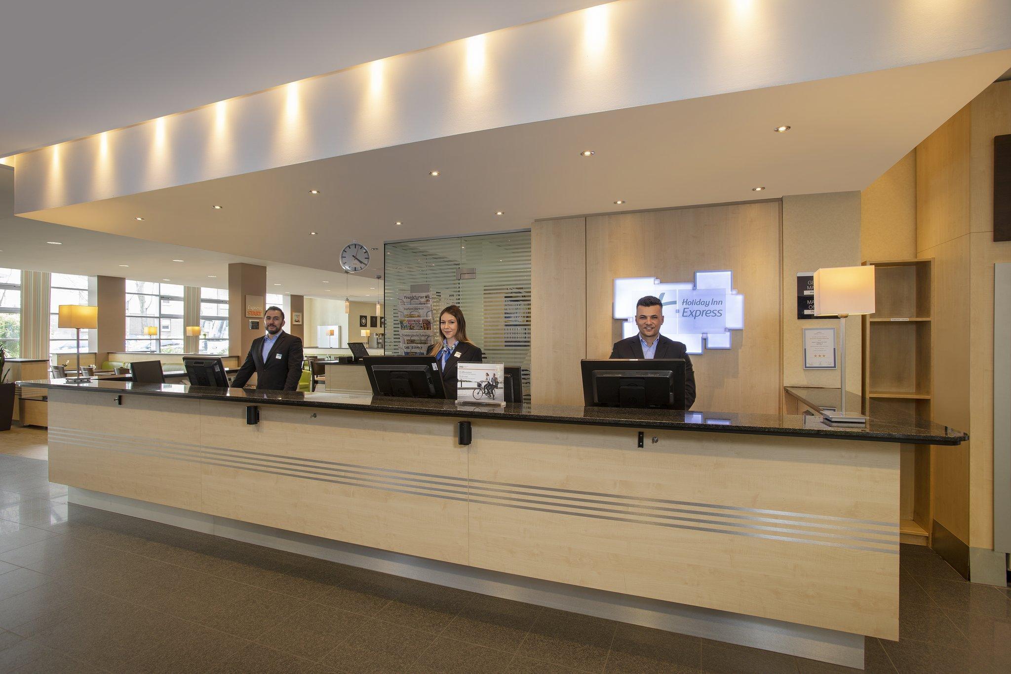 Express Frankfurt Messe By Ihg Hotel 3*