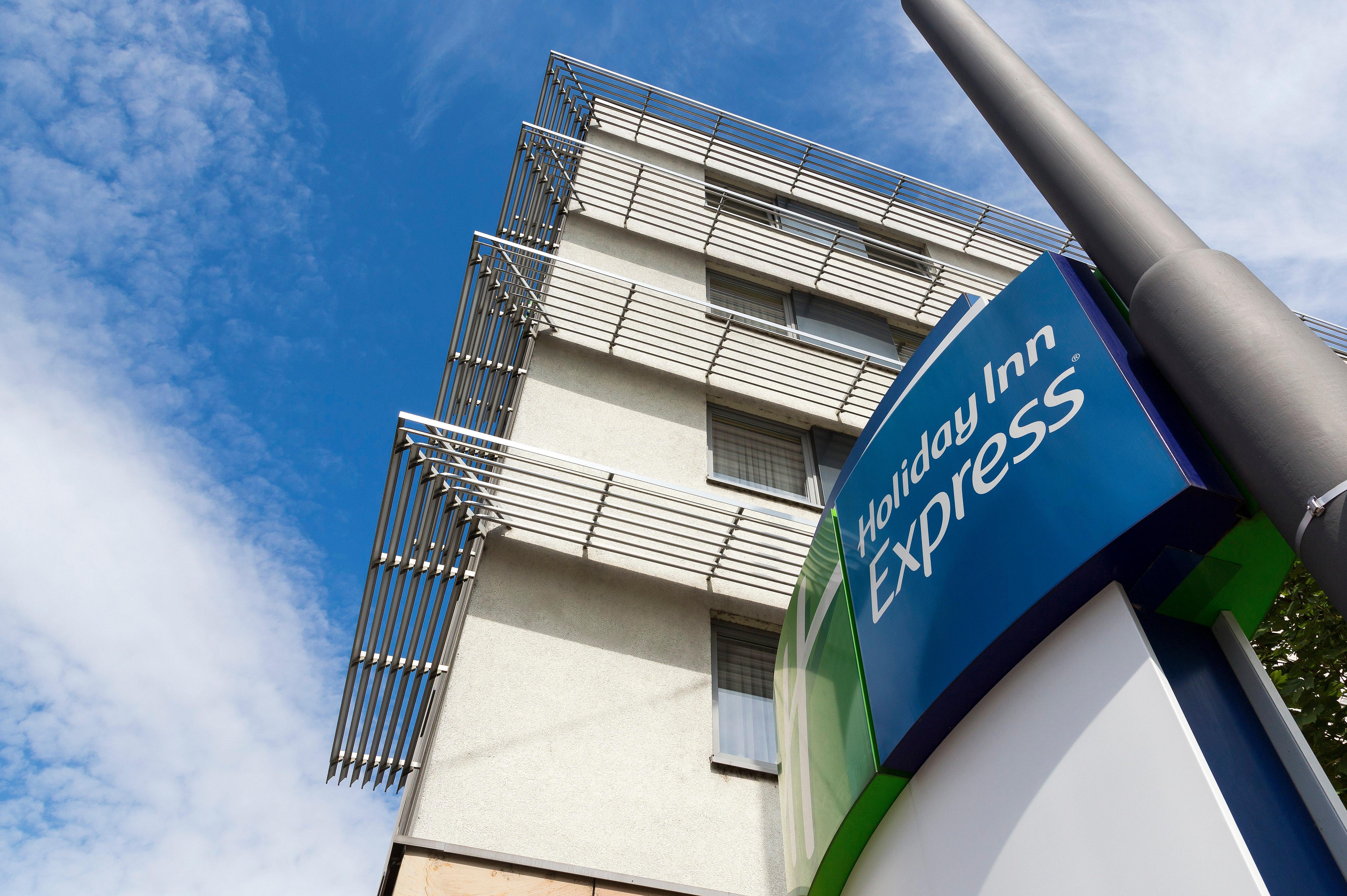 Hotel Express Frankfurt Messe By Ihg